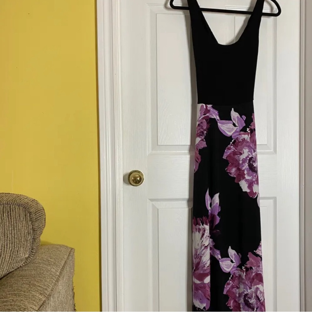 Open Back Maxi Dress - Picture 2 of 4